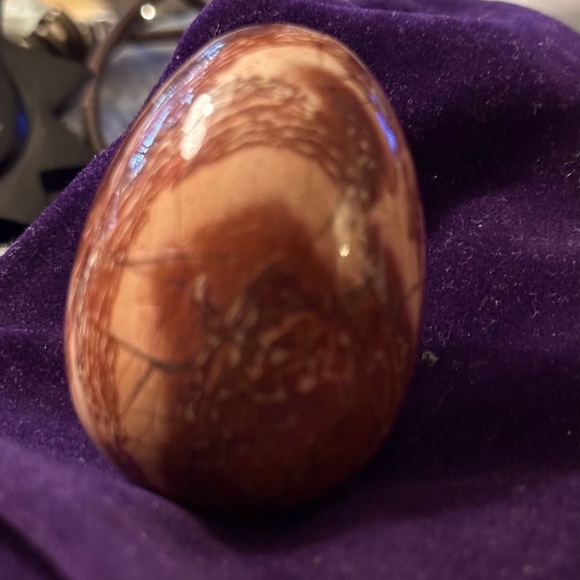Breciated Jasper Egg - Picture 2 of 5